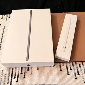Apple iPad and accessories
